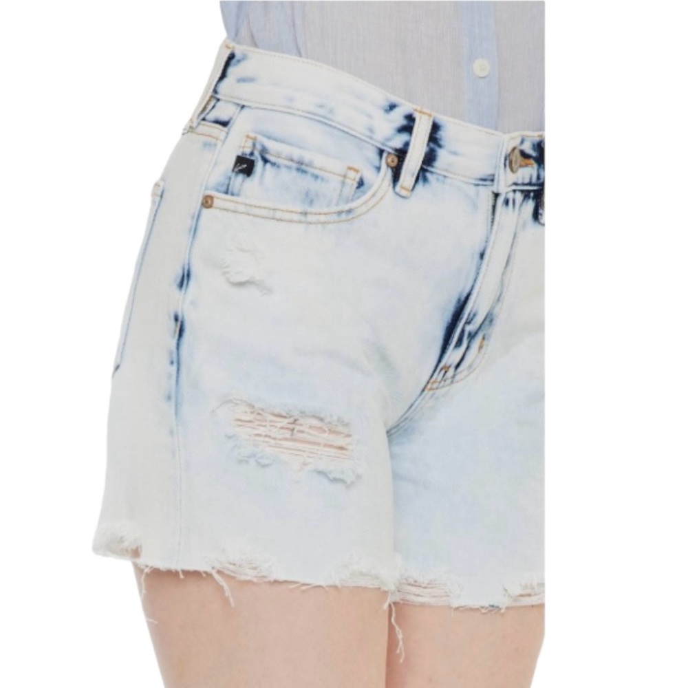 KanCan 5 (26) Bellini High Rise Denim Shorts Distressed Acid Wash KC8613AC